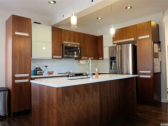 4th image of 470 Pichler Cres