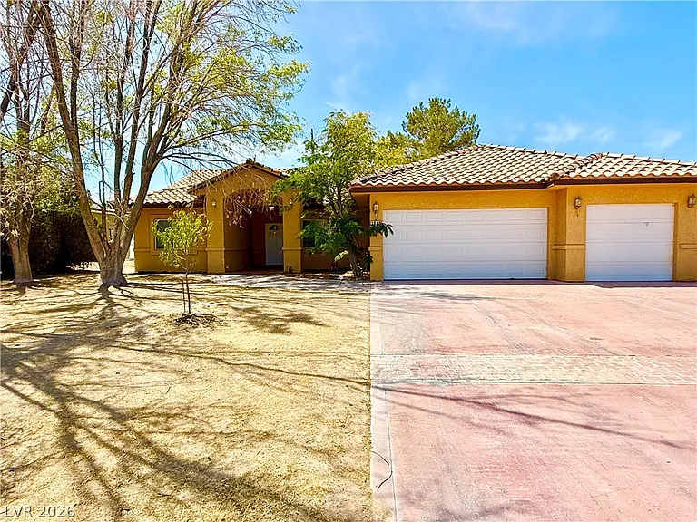3810 N Mount Charleston Dr — Photo 1