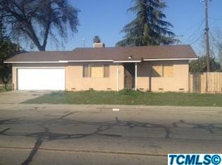 214 E Houston Ave, Visalia, CA 93291