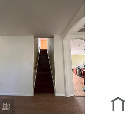 12004 Gaelic Dr — Photo 10