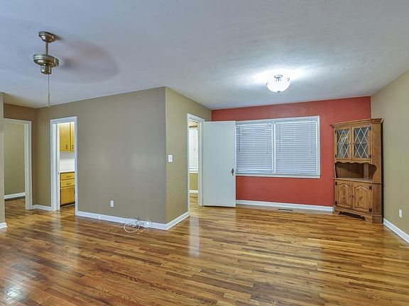 2nd image of 314 Murat St