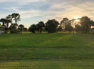 40 Sportsman Ln, Rotonda West, FL 33947