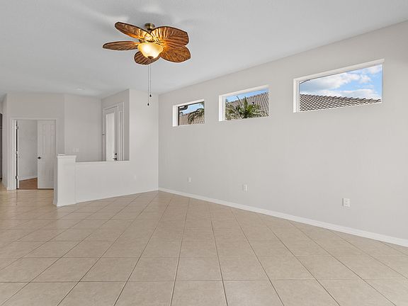 5th image of 9486 Hawk Nest Ln