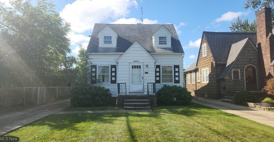 1st image of 26590 Mallard Ave