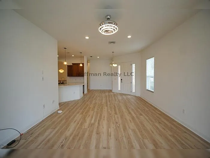 20638 Amanda Oak Ct — Photo 10