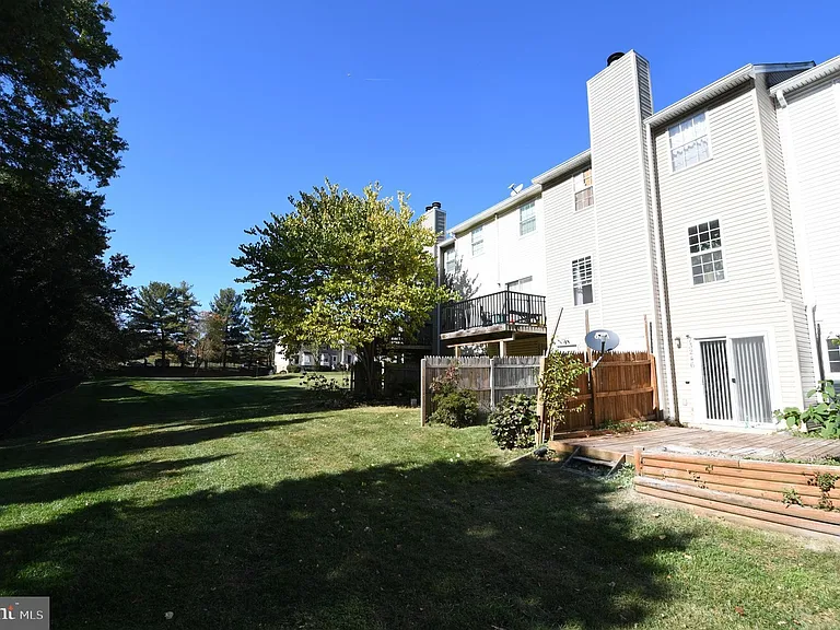 13246 Bayberry Dr #35 — Photo 23