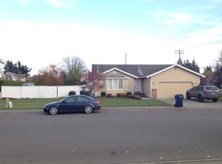 800 19th St, Lynden, WA 98264