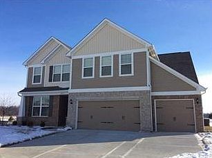 Exterior Front. Beautiful Pulte custom home in Hession Fields Subdivision