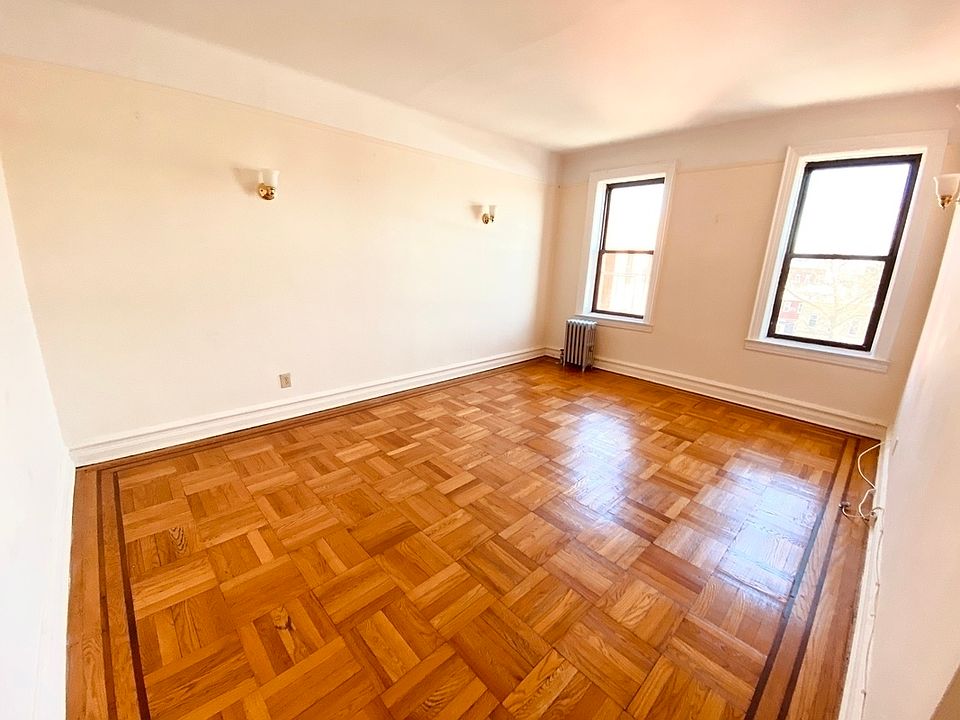 1st image of 28-35 41st St #4D