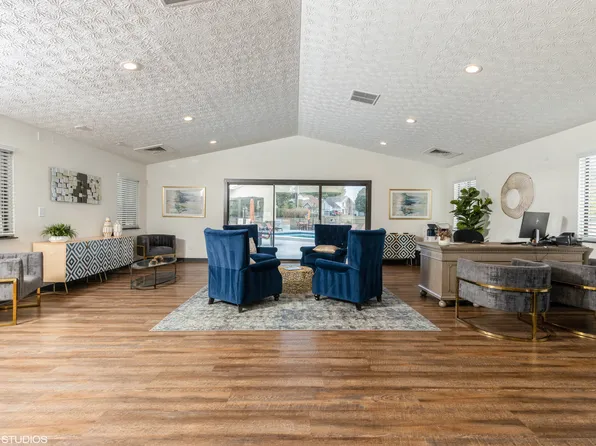 Springburne at Polaris Apartments