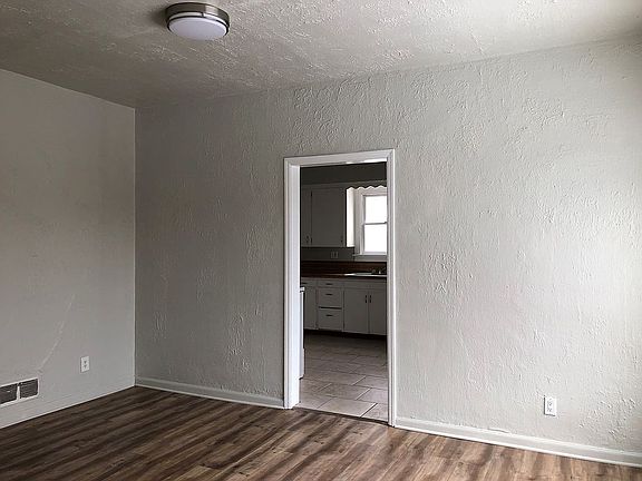 2nd image of 143 S Placer Ave
