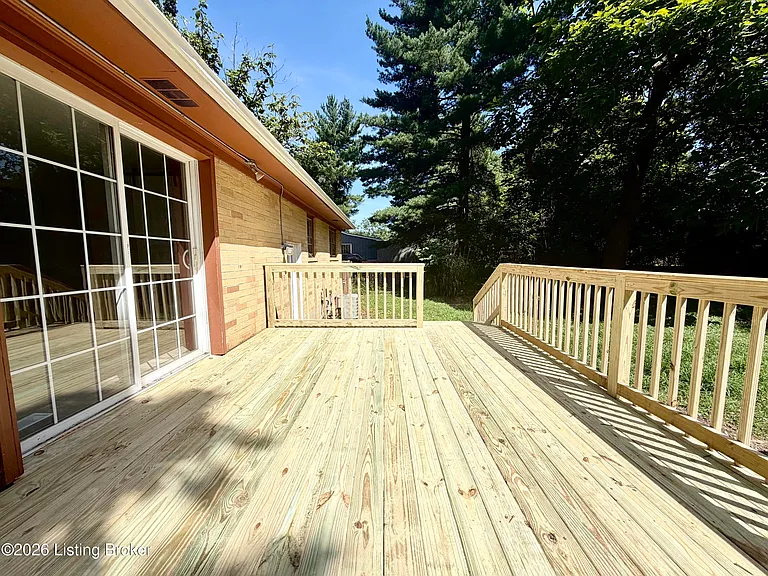 7305 Meadow Rd — Photo 7