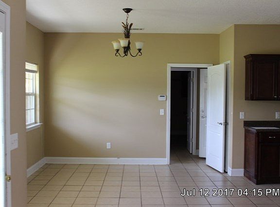 3rd image of 480 Cypress Creek Dr NE
