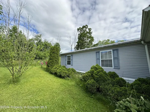 388 Gruver Ln, Tunkhannock, PA 18657