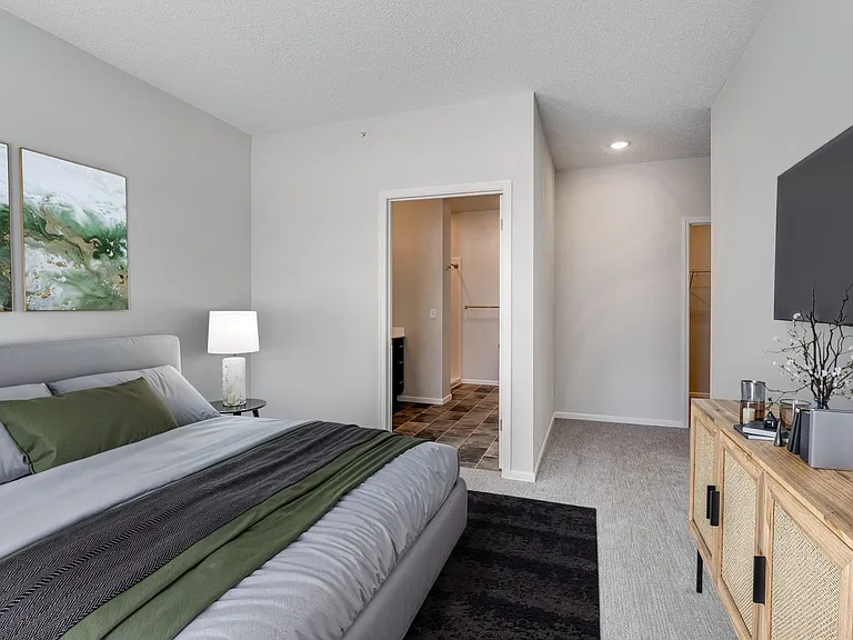Henry - 3 Bed / 2 Bath - 1,691 Sq.Ft.