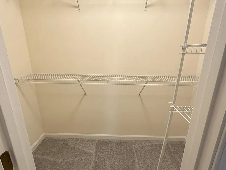 1300 Lomond Dr — Photo 22