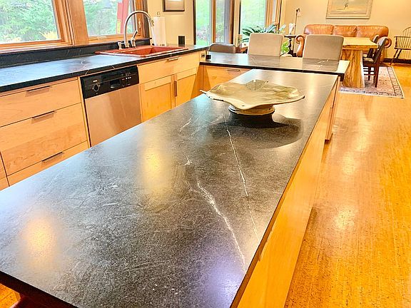 Soapstone & Stainless 