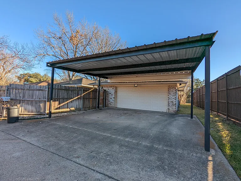 429 Sheffield Dr — Photo 24