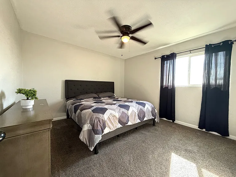 7441 Alameda Ave #1-10 — Photo 15