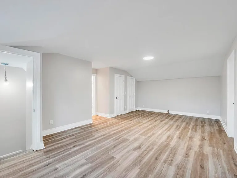 220 Grand Ave #1 — Photo 19