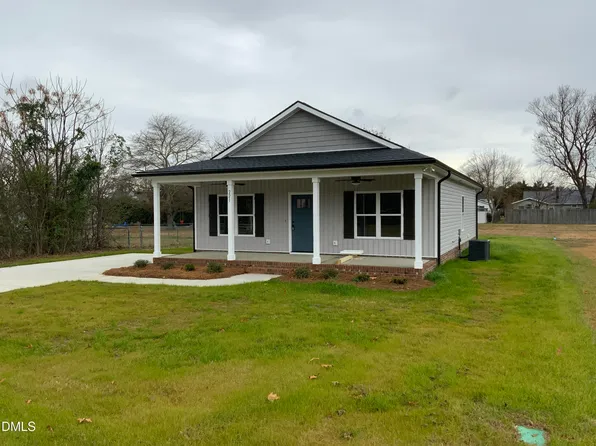 221 E Jackson St, Coats, NC 27521