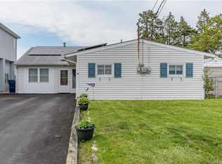 14 Lake Saint Claire Dr, Little Egg Harbor, NJ 08087