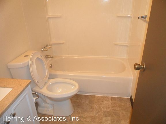 5th image of 601 N Baker Ave APT 210