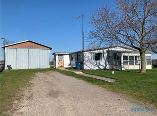 2114 Heisler Rd, Edgerton, OH 43517