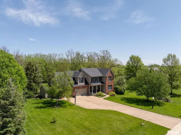 12377 71st Ave, Blue Grass, IA 52726