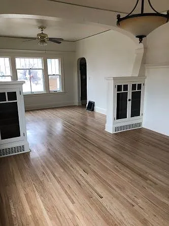 4 bed, 2100 sqft, $2,100 — Photo 2