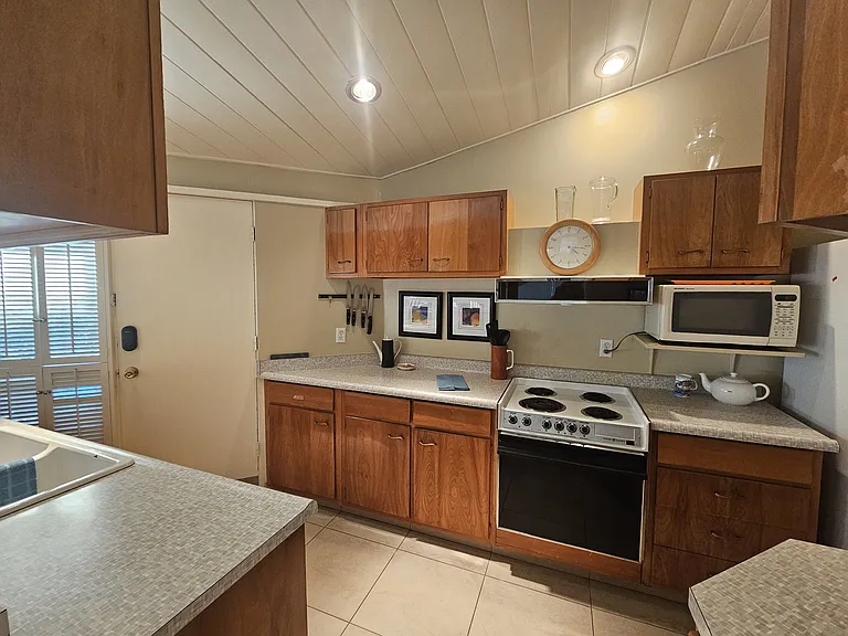 37800 Da Vall Dr #12 — Photo 11