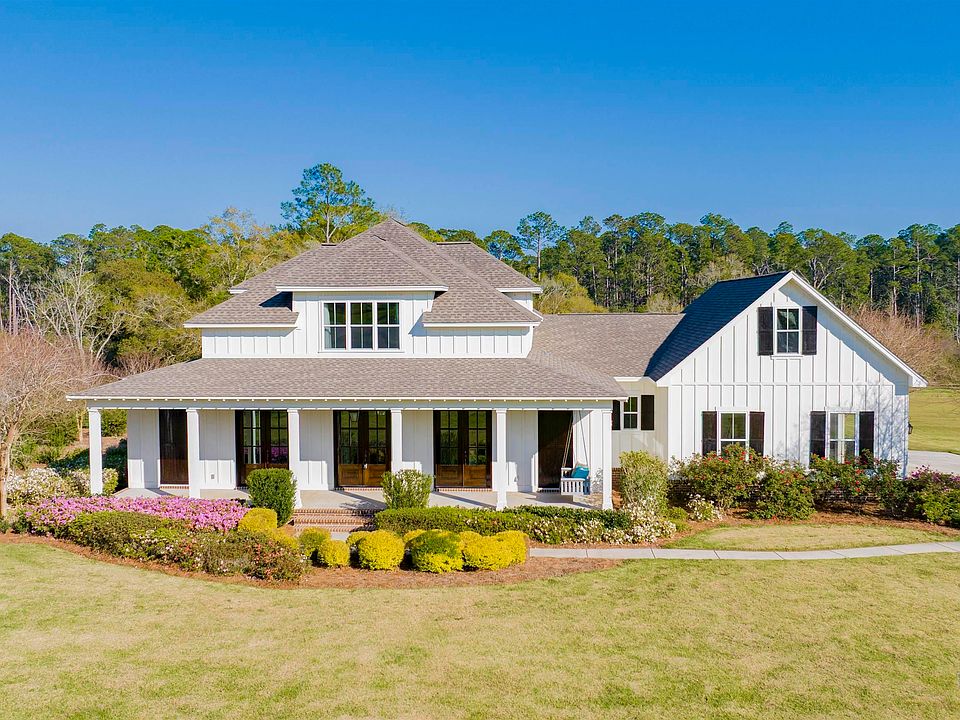 1st image of 12994 Saddlebrook Cir