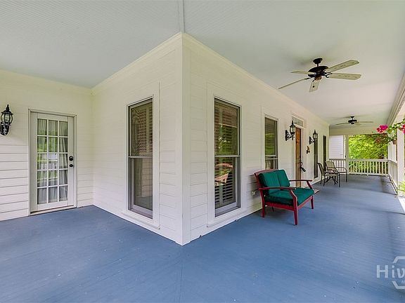 2nd image of 100 Cambridge Drive