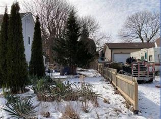 90 Woods St, Chatham Kent, ON N7L 3R2