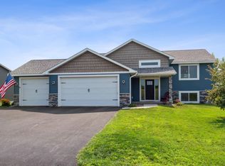 289 Prairie Rd, New Richmond, WI 54017