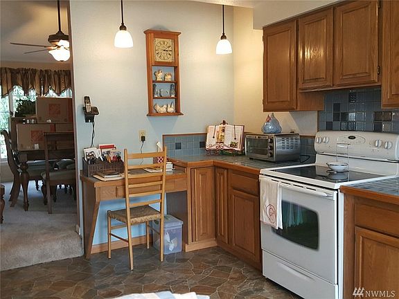 4th image of 1229 Mountain Aire Dr SE