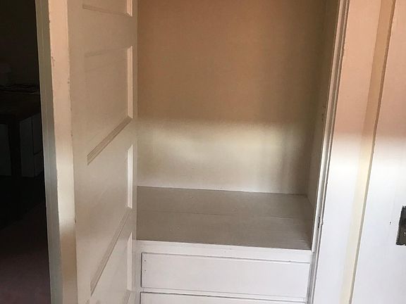 5th image of 2716 San Diego Ave