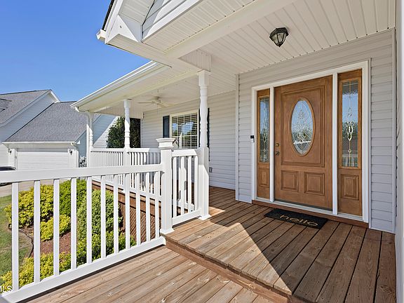2nd image of 213 Jaybird Ct
