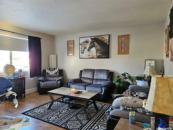 2nd image of 9016 Panton Ave #A & B