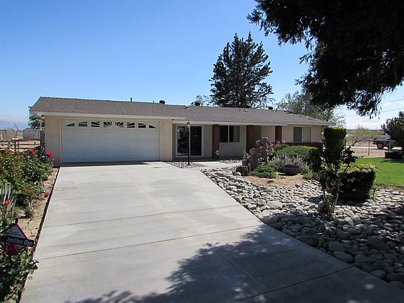 2nd image of 17771 Eucalyptus St