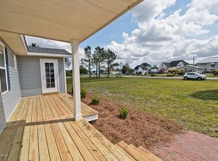 635 Sea Gate Dr, Newport, NC 28570