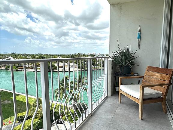 5th image of 10350 W Bay Harbor Dr APT 6P