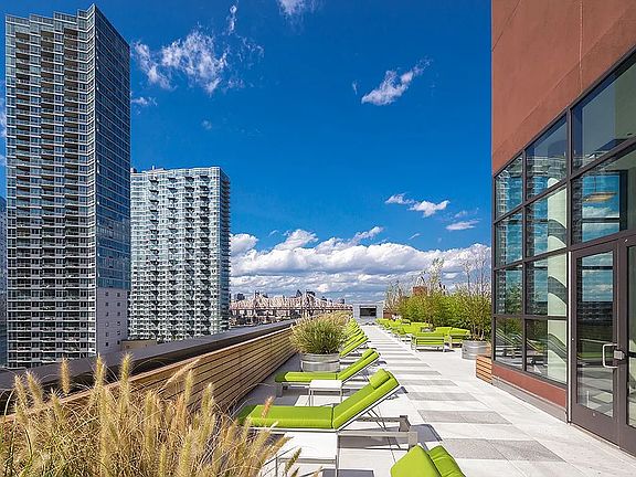 2nd image of 511 47th Ave APT 10C