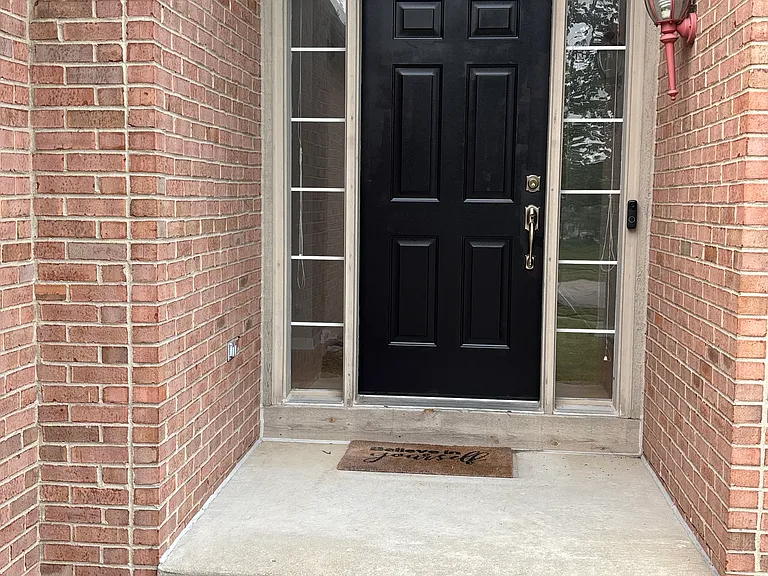 7576 Abigail Dr — Photo 16