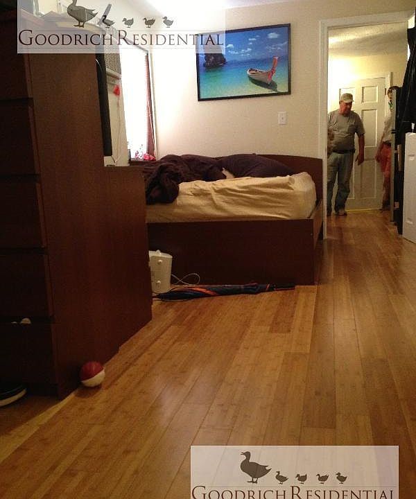 2nd image of 20 Bartlett Pl APT 2Q