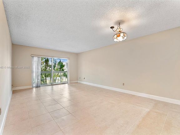 3rd image of 7720 Camino Real #E-211