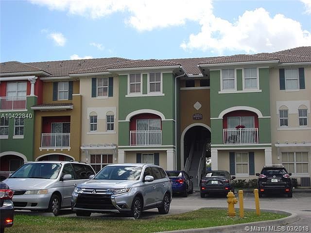 1st image of 11202 NW 83rd St APT 211