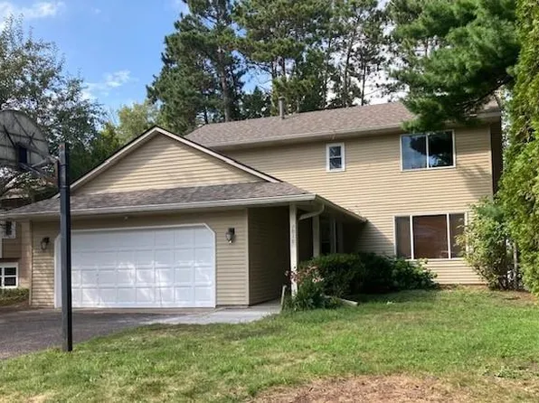 7018 43rd St N, Oakdale, MN 55128