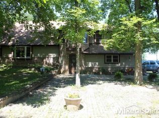 30962 Sheri Ln, Richmond, MI 48062