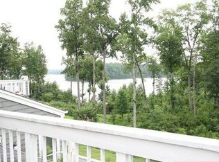 29 Spinnaker Cove Dr, Midlothian, VA 23112